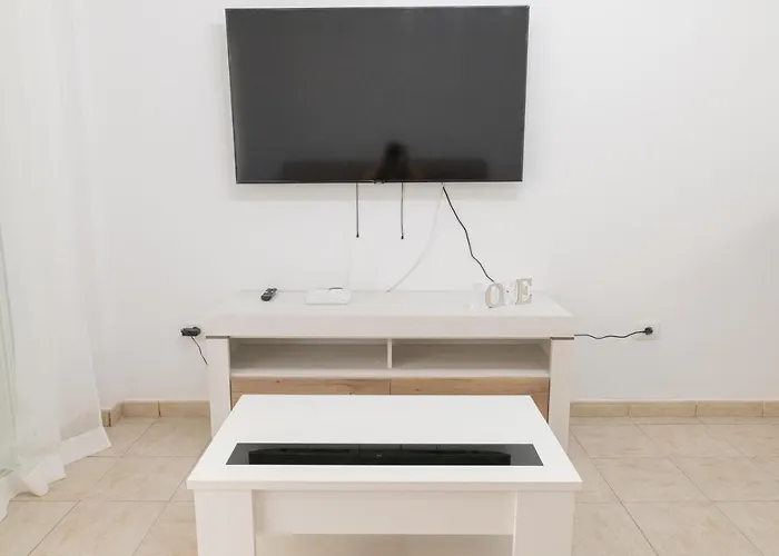 Iki White Playa La Arena