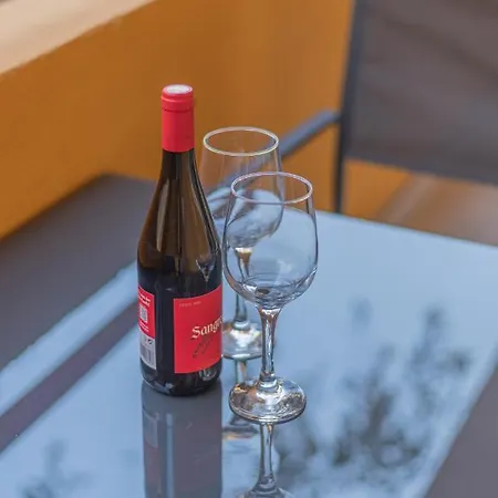 Iki White Playa La Arena