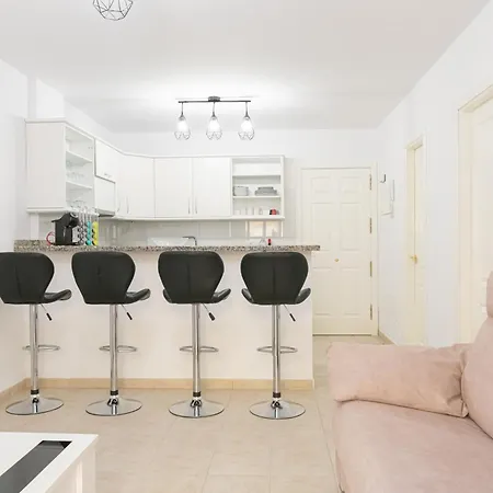 Iki White Playa La Arena