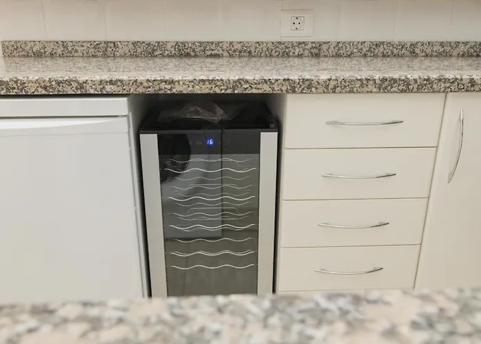 Iki White Playa La Arena Puerto de Santiago (Tenerife)